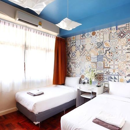 בנגקוק Baan Saladaeng Boutique Guesthouse מראה חיצוני תמונה