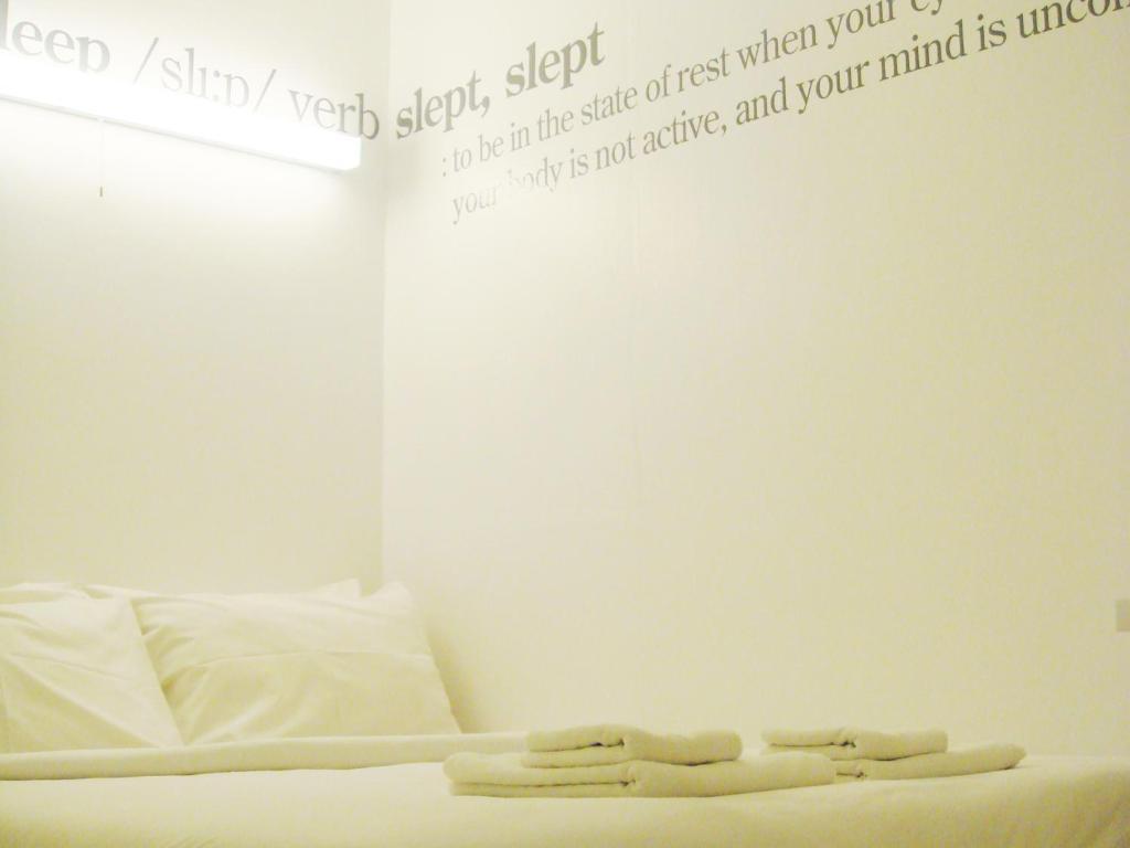 בנגקוק Baan Saladaeng Boutique Guesthouse חדר תמונה