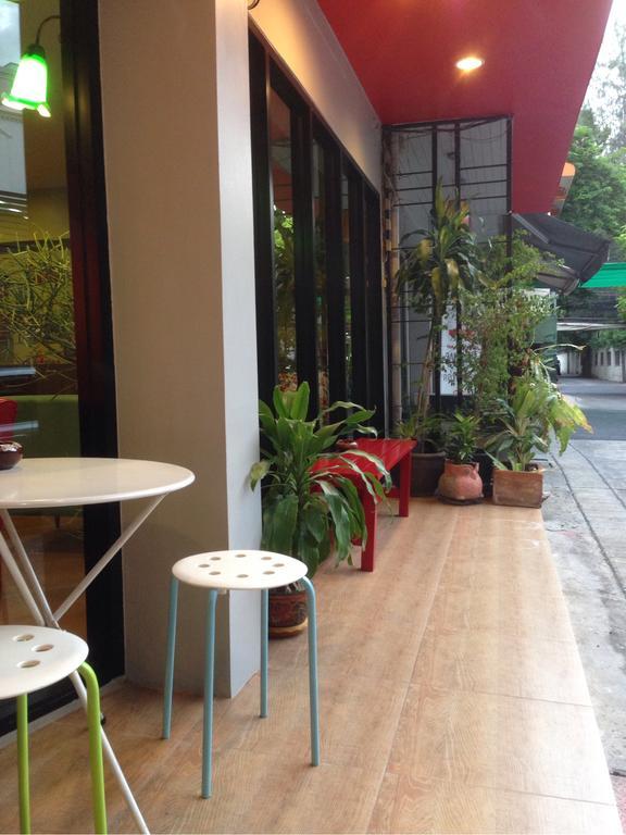בנגקוק Baan Saladaeng Boutique Guesthouse מראה חיצוני תמונה