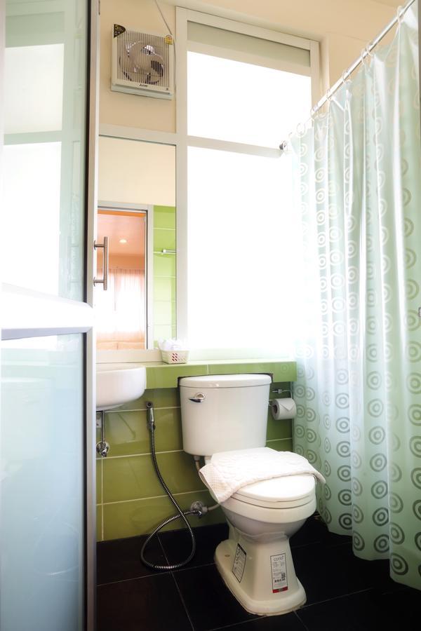 בנגקוק Baan Saladaeng Boutique Guesthouse מראה חיצוני תמונה