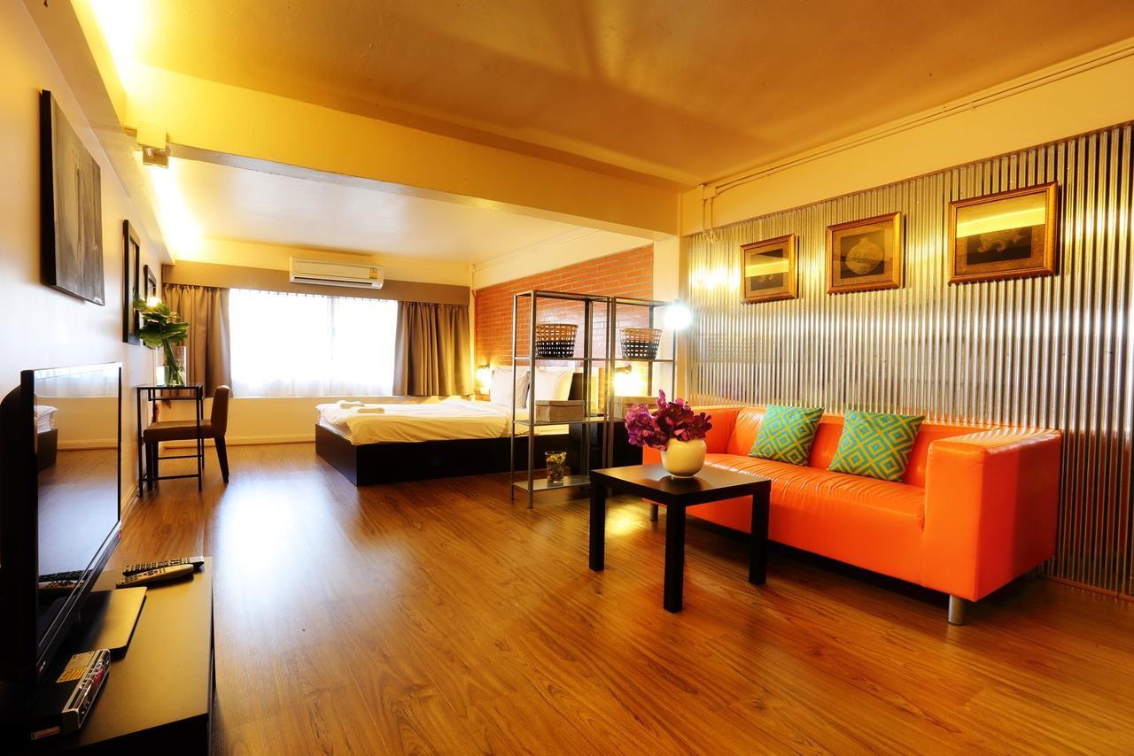 בנגקוק Baan Saladaeng Boutique Guesthouse מראה חיצוני תמונה